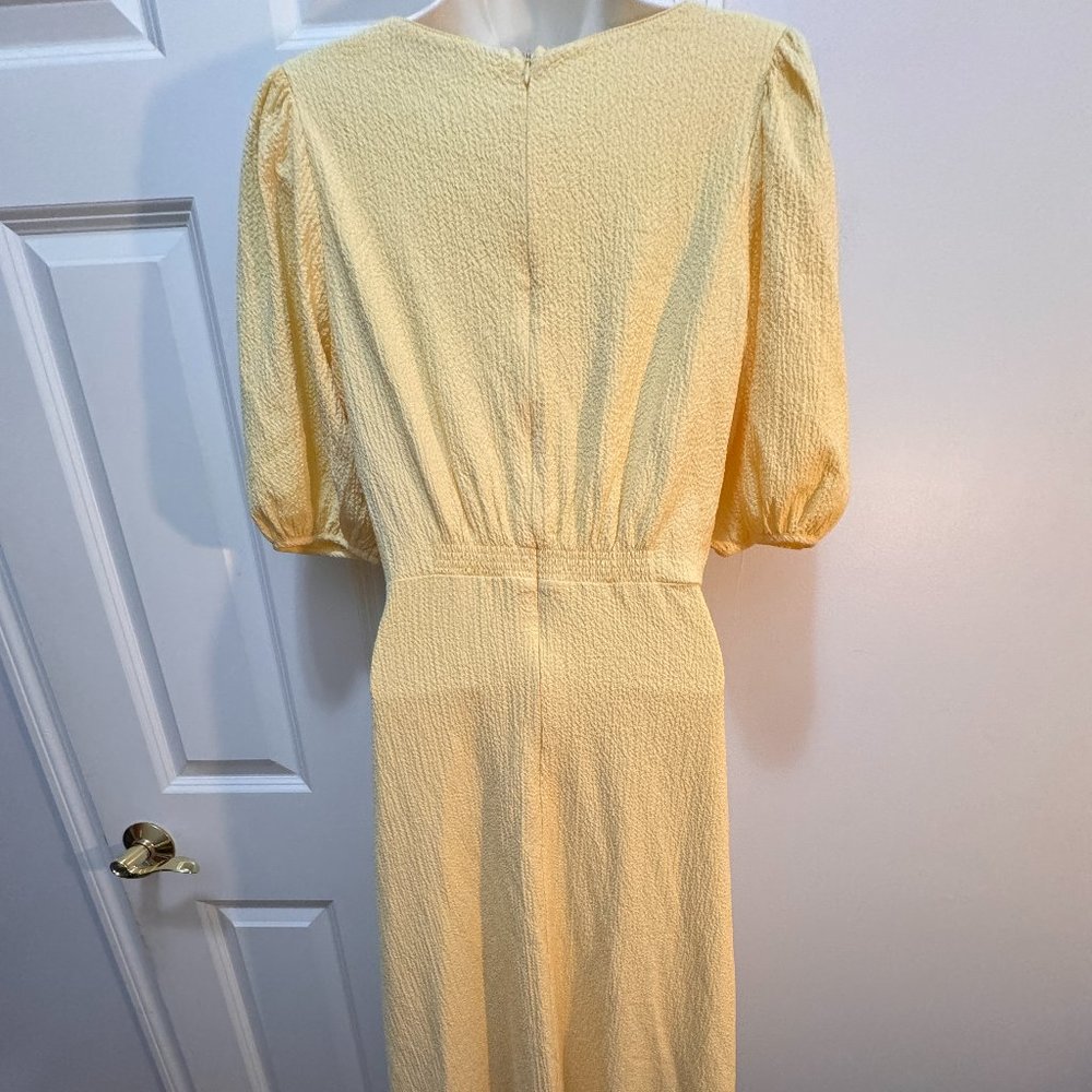 Lulu's size s light yellow puff sleeve dress - Picture 5 of 8